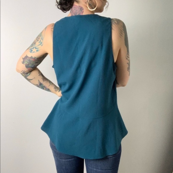 BANANA REPUBLIC Split Neck Top in Legion Blue - Picture 3 of 6